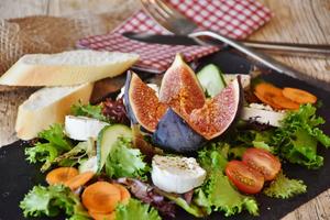 Fresh Fig and Goat's Cheese Salad Recipe | Rustle Up