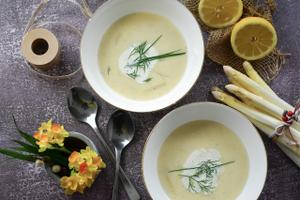 Creamy Asparagus Soup Recipe | Rustle Up