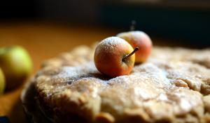 Apple & Apricot Pie Recipe | Rustle Up