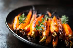 Maple Glazed Carrots Recipe | Rustle Up