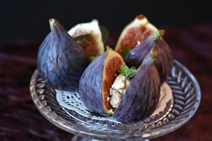 Roasted Figs Stuffed with Goat's Cheese & Drizzled with Honey Recipe | Rustle Up