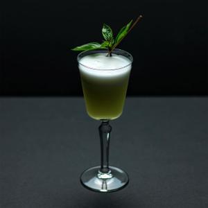Basil & Gin Cocktail Recipe | Rustle Up