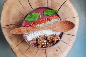 Acai Bowl with Berry Frozen Yogurt Recipe | Rustle Up