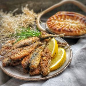 Crispy Whitebait with Dill & Lemon Recipe | Rustle Up