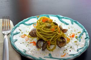 Clam Linguine Recipe | Rustle Up