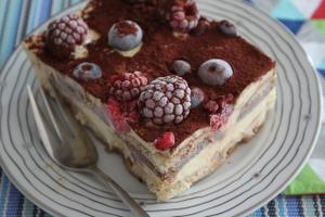 Brandy Tiramisu Topped with Frozen Berries Recipe | Rustle Up