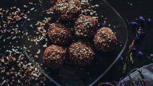 Peanut Butter Chocolate Balls Recipe | Rustle Up
