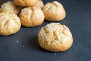 Classic Amaretti Biscuits Sprinkled with Sugar Recipe | Rustle Up