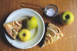 Pie Topped with Apple Slices Recipe | Rustle Up