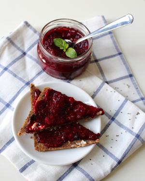 Homemade Raspberry Jam Recipe | Rustle Up