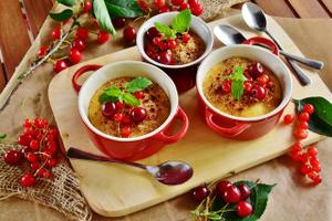 Festive Crème Brûlée Recipe | Rustle Up